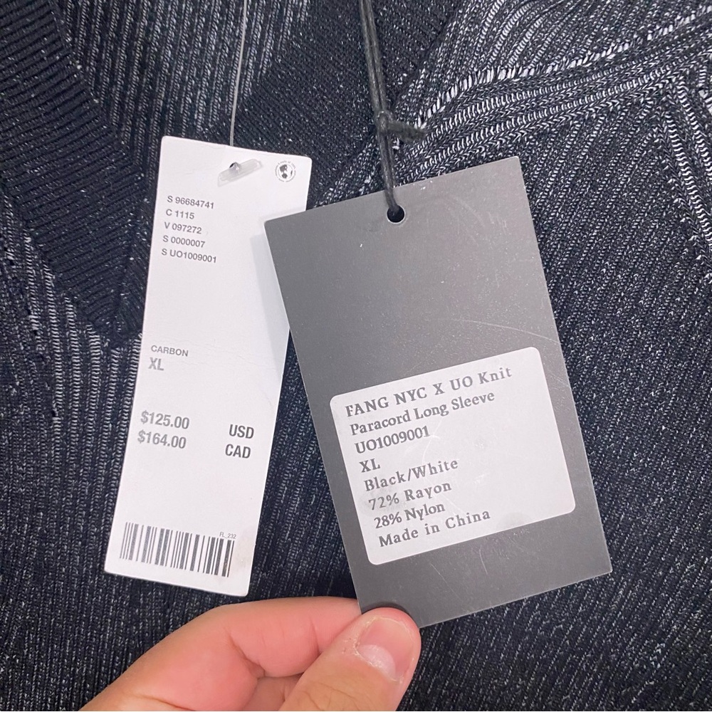 Urban Outfitters FANG NYC Paracord Long Sleeve‎ Black XL Halter Grommets - Picture 2 of 6